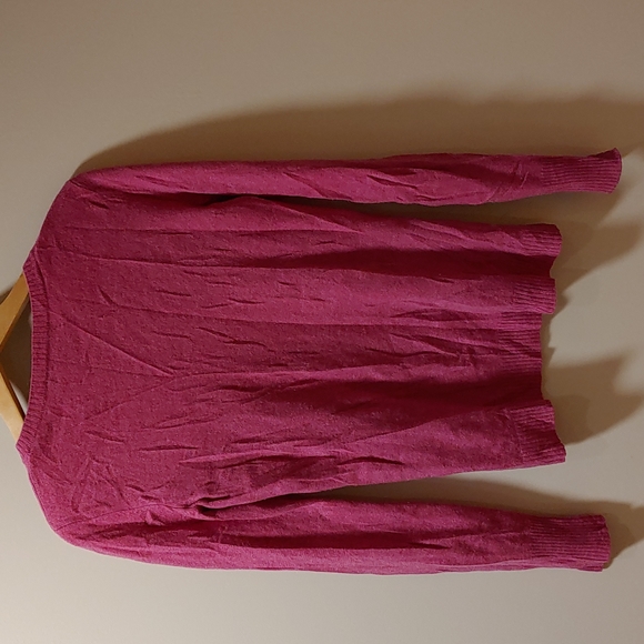 ❄️KS Women's Hot Pink V-neck Cashmere Sweater - Picture 4 of 6